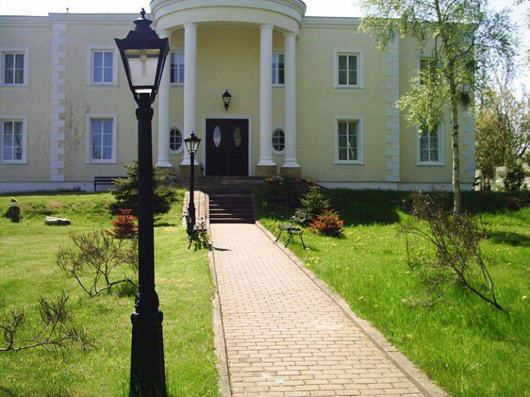 Dom Seniora w Pałacu 