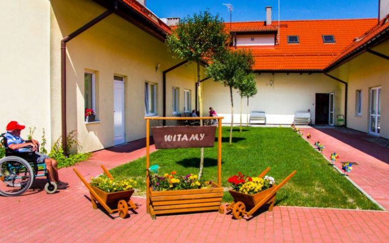 Dom Opieki Nasz Dom Salus Komarowo