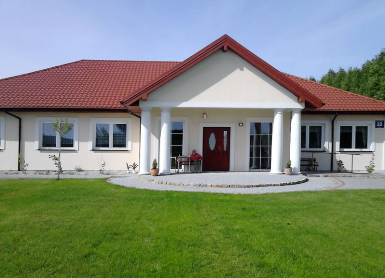 Dom Opieki Biały Dworek