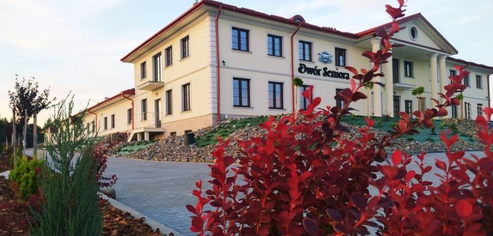 Dom Opieki Dwór Seniora