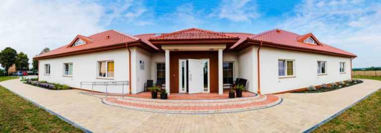 Dom Opieki Tęczowa Dolina